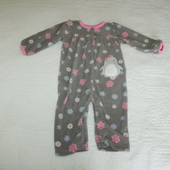5/$20 Baby girl fleece sleeper 12 months - Picture 5 of 15